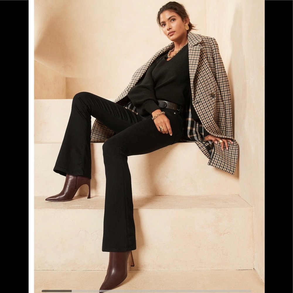 Banana Republic Curvy Slim Flares!